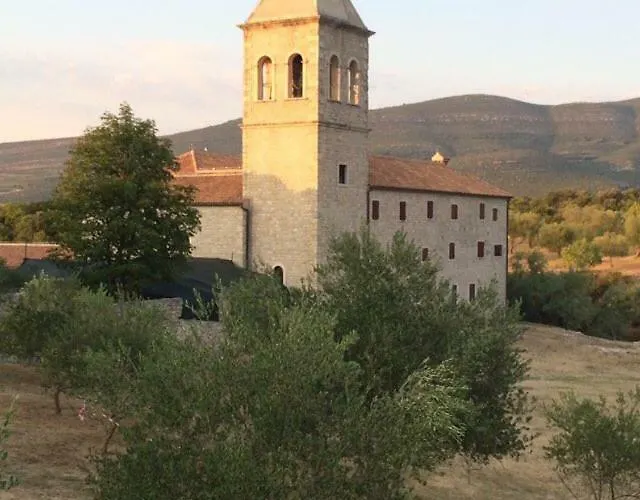 Hébergement de vacances Val Donji Karin